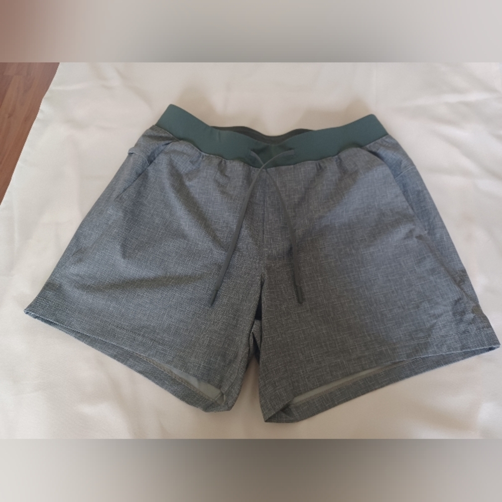 lululemon athletica Gray Men's Shorts